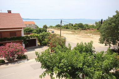 Apartementen Ranka - 100 m from sea: SA1(2+1), A2(5) Zadar - Riviera Zadar 
