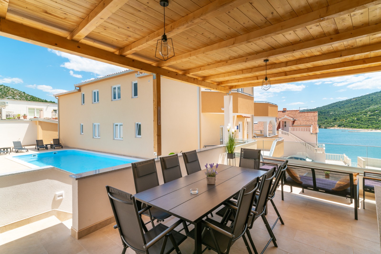 Apartementen Lux 2 - heated pool: A2(4+2), A3(4+2) Marina - Riviera Trogir 