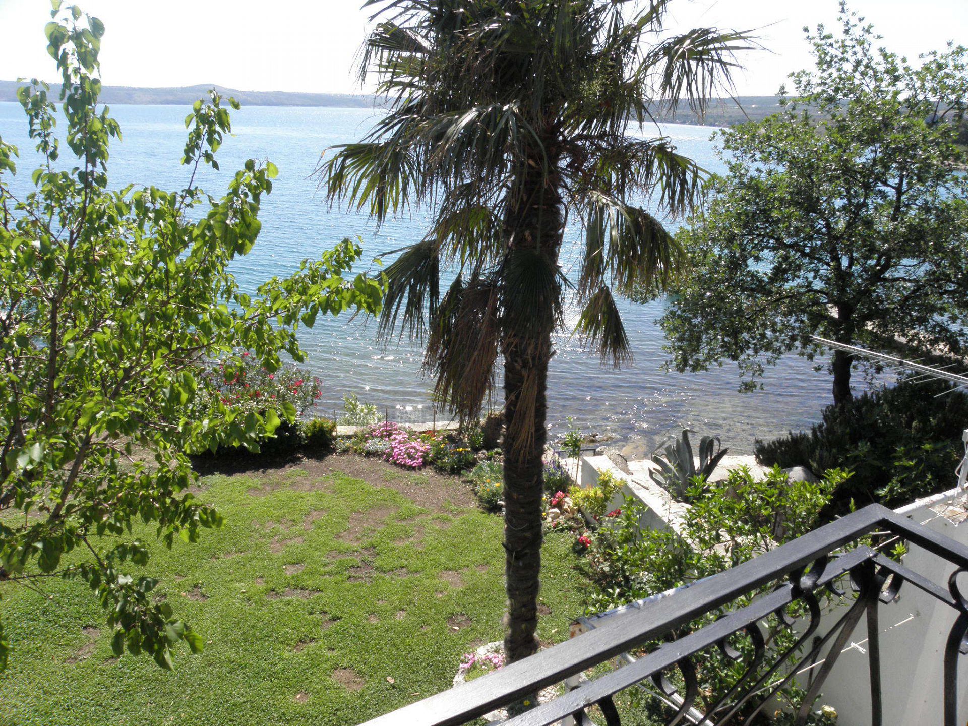 Apartementen Vlatkica - 10 m from beach: A1 Vlatkica(4), A2 Lea(4) Maslenica - Riviera Zadar 
